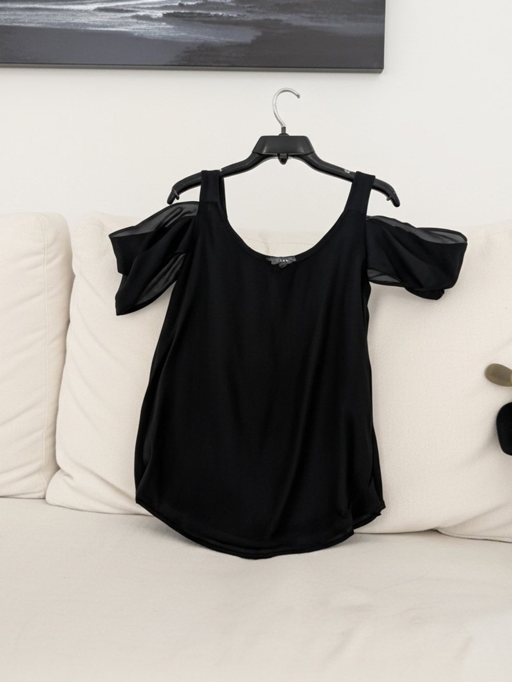 Black Cold-Shoulder Women's Top - Size Small- Classic Elegant Style
